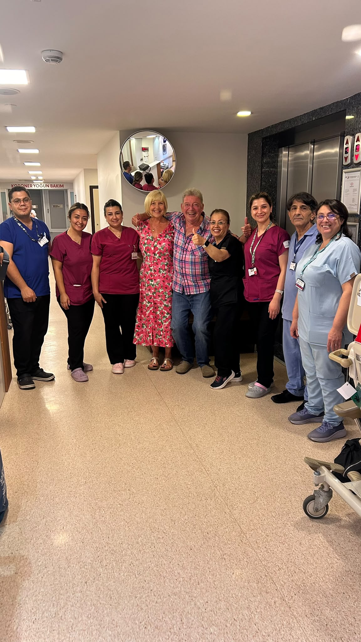 Antalya Yaşam Hastanesi’nde Hasta ve Hasta Yakınlarından Sağlık Ekibimize Anlamlı Teşekkür